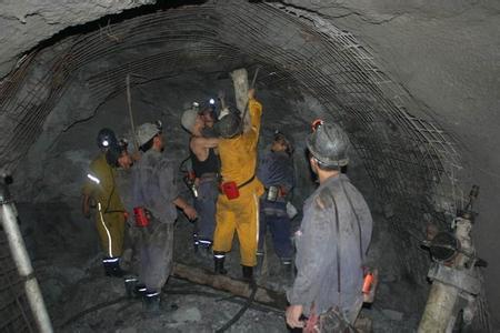 沽源工程爆破中的危险因素分析以及应对工程爆破危险的措施